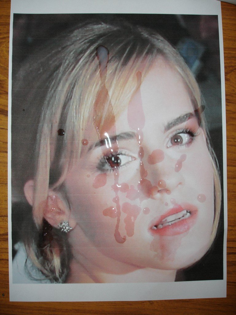 Zf3wzjfS Emma Watson 07.jpg